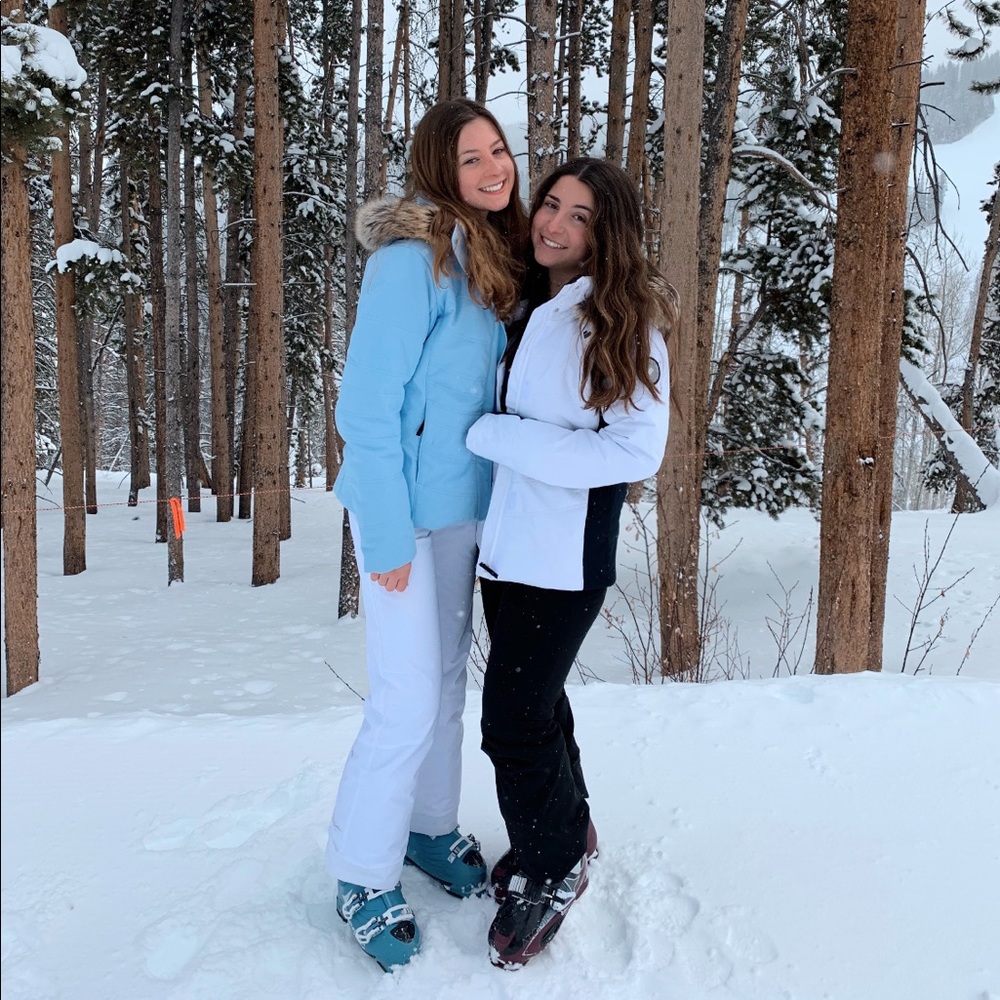 Meet your Posher, Alana